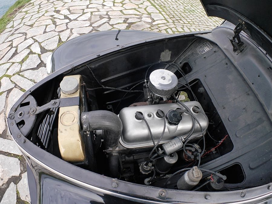La mecánica del Peugeot 203 es muy sencilla, pero bien fabricada.