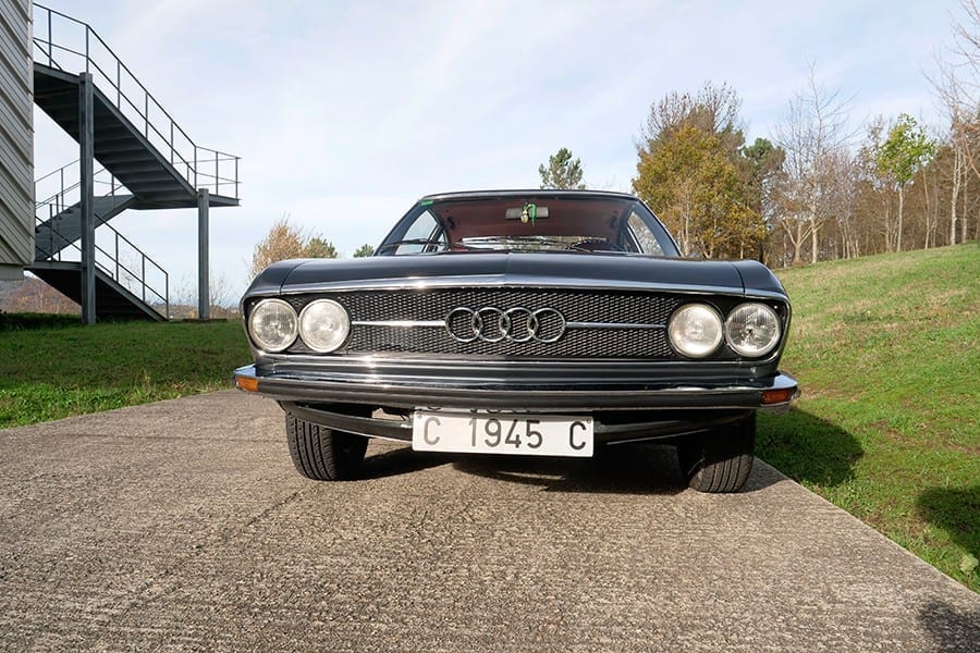 Audi-100-Coup%C3%A9-S-de-1973-Rub%C3%A9n